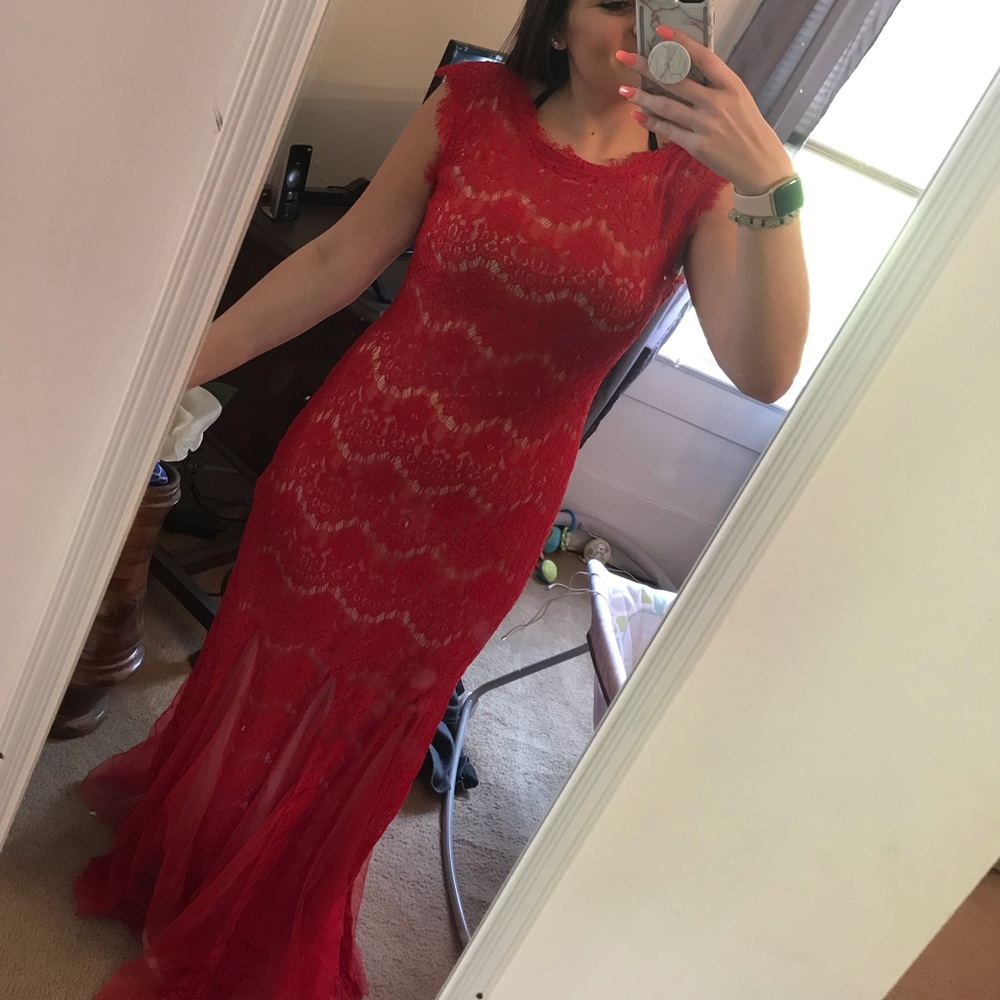 COPY - Red prom dress